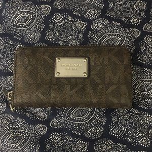 Michael Kors wallet